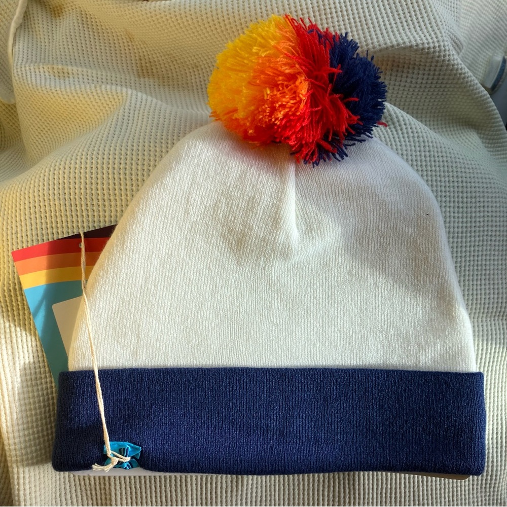 NWT ALDI Gear White Beanie limited edition Fall 2023 One Size Fleece Lined